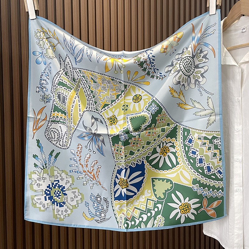 Ethnic Boho Fashion - Pañuelo Cuadrado Boho Verde con Caballo,