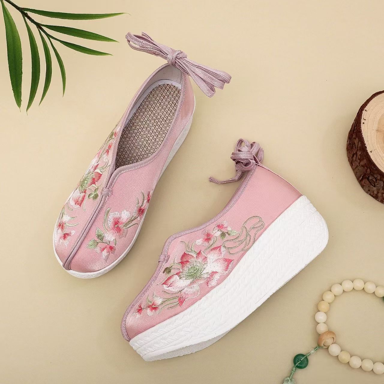 Zapatos de cuña de estilo étni - Ethnic Fabric reseña y precio