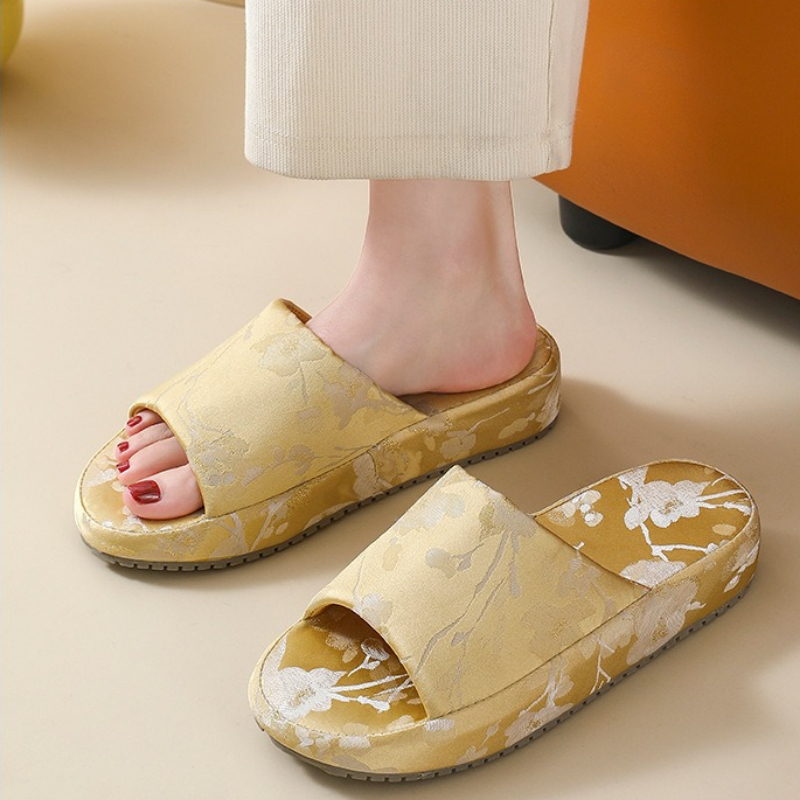 Pantuflas de plataforma de est - Ethnic Fabric reseña y precio